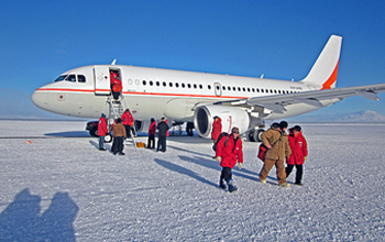 A chartered Australian Airbus A319 lands near McMurdo Station on 23 September 2010.