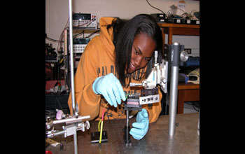 REU participant at the Biomimetic MicroElectronic Systems (BMES) Engineering Research Center