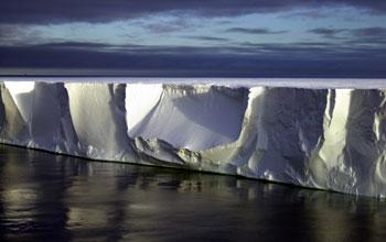 Northern edge of iceberg B-15A