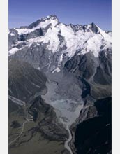 Photo of Mueller Glacier in New Zealand.