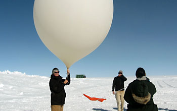 Balloon launch in Greenland