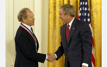 Photo of Wiesel and the President
