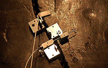 The MicroStrain Nano-DVRT wireless sensors clamped to the Liberty Bell.