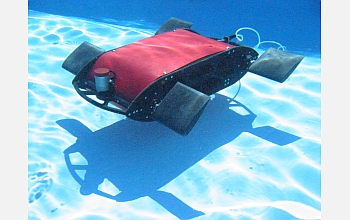 Madeleine, a biologically inspired underwater robot