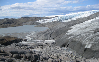 Photo of the rocky margin of the ice sheet in western Greenland.