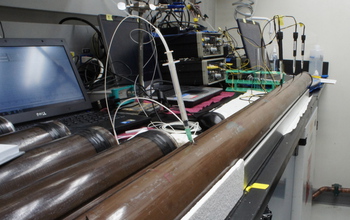 instruments to measure oxygen inserted into the core to measure dissolved oxygen