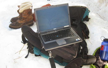 Science in the snow: Downloading data on trees and snowmelt at the Southern Sierra CZO.