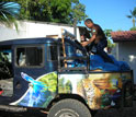 Photo of Luiz Lobato preparing a vehicle for travel along the Porto Velho-Manaus transect.