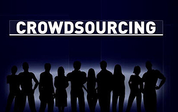 Sillouette of a crowd under the word crowdsourcing