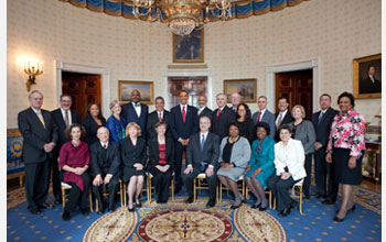 Photo of President Obama posing with mentoring winners in science, math and engineering.