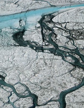 Water features similar to rivers on the surface of the Greenland ice sheet