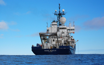 The research vessel Roger Revelle.