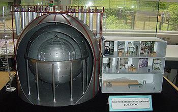 In this model, one can see the "onion shell" of the Borexino experiment.