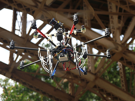 Robot drone bridge inspection